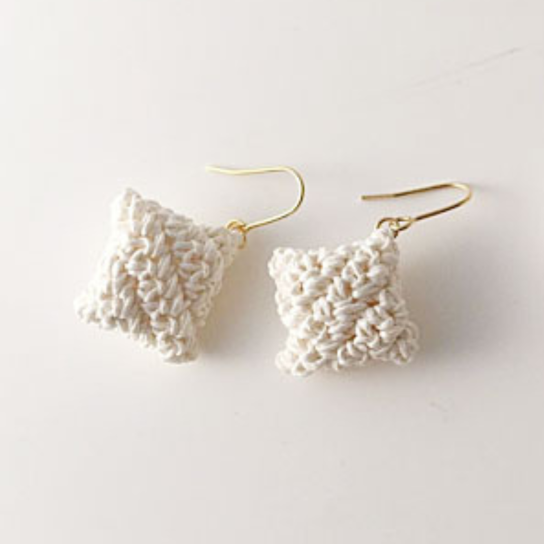 スクエアピアス/イヤリング